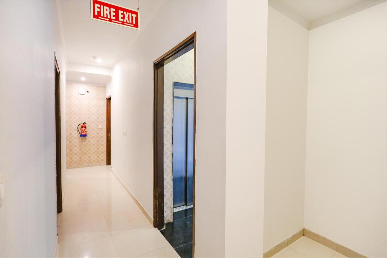 Fabhotel Novel Suites - Nr Yashobhoomi Convention Centre Nova Deli Exterior foto