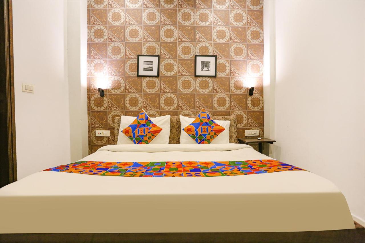 Fabhotel Novel Suites - Nr Yashobhoomi Convention Centre Nova Deli Exterior foto